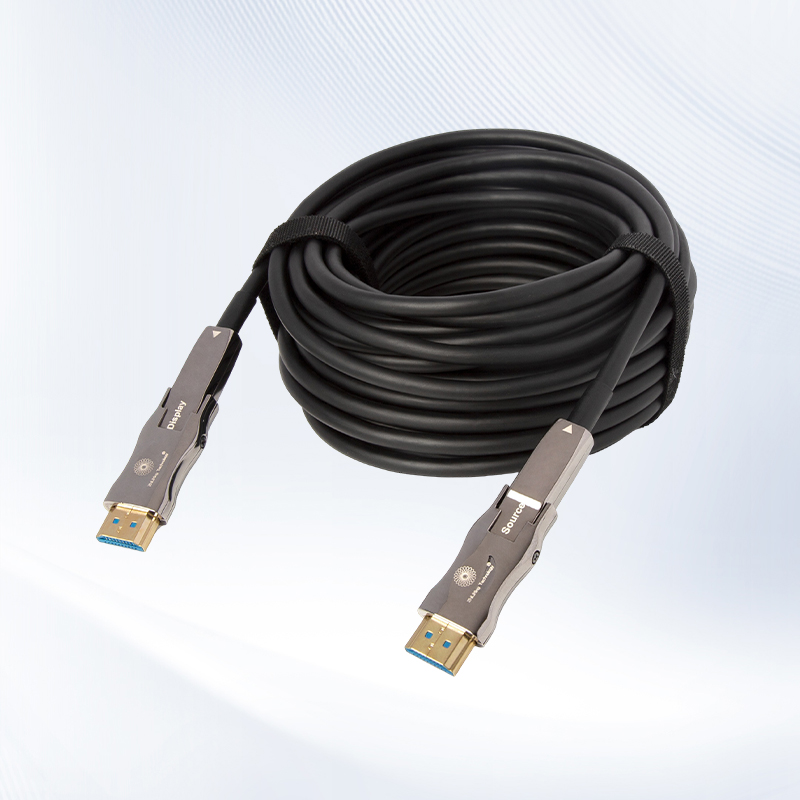 How does the performance of the photoelectric conversion chip in an HDMI active optical cable affect transmission?